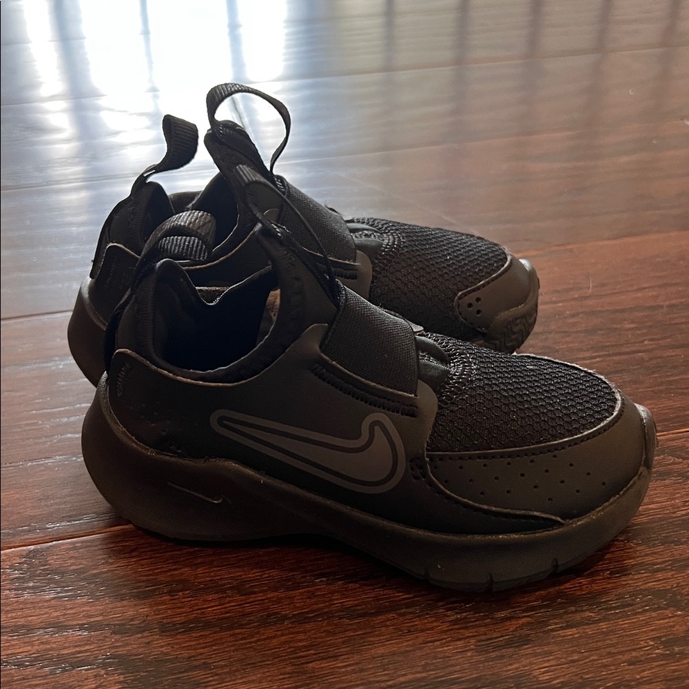Nike Black flex runners Slip-On Sneakers